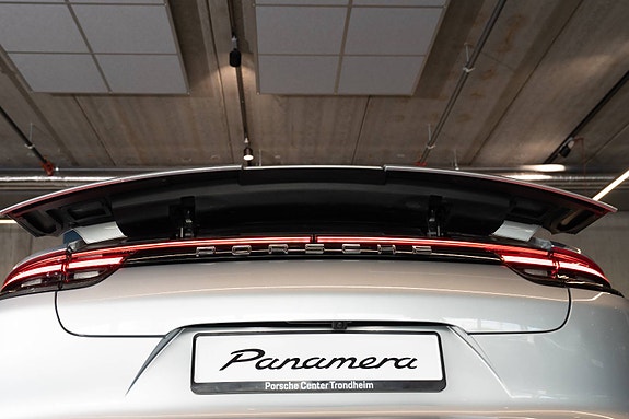 Porsche Panamera 12 of 30