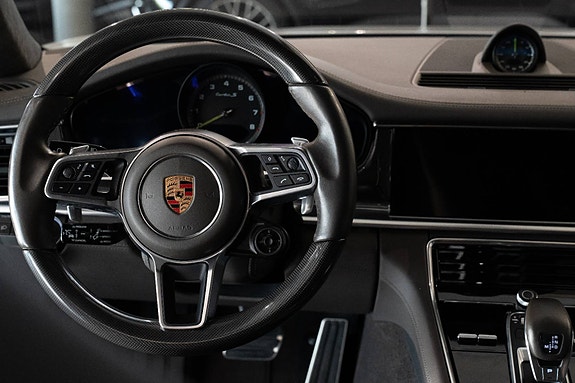 Porsche Panamera 15 of 30