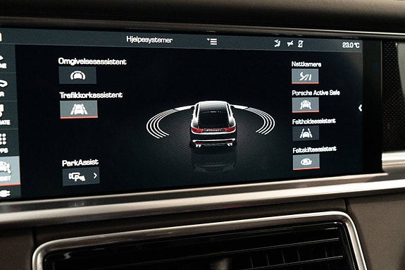 Porsche Panamera 27 of 30