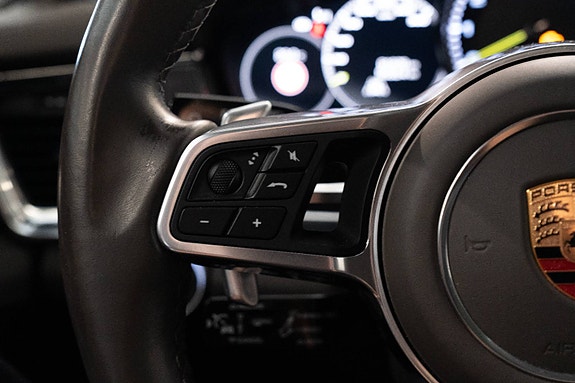 Porsche Panamera 17 of 30