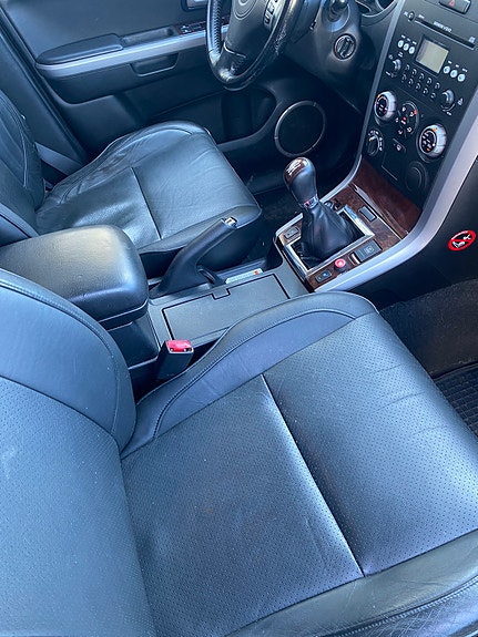 Suzuki Grand Vitara 8 of 13