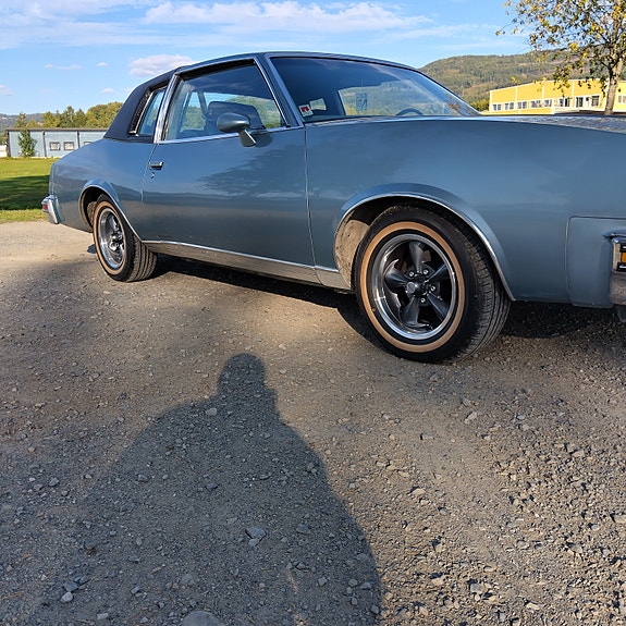 Pontiac Grand Prix 4 of 8