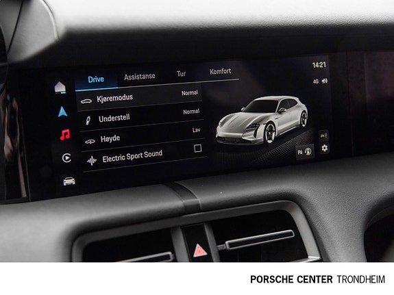 Porsche Taycan Sport Turismo 15 of 30