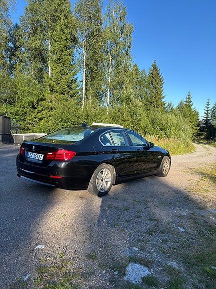 BMW 523i 5 of 19