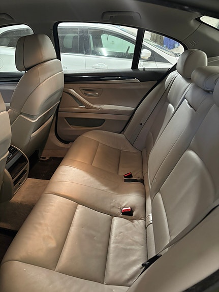 BMW 523i 18 of 19
