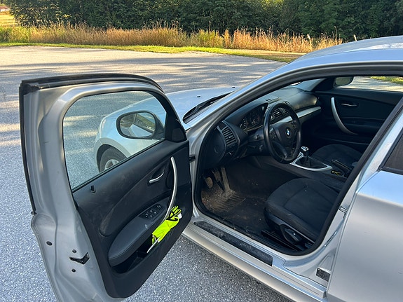 BMW 116d 6 of 9