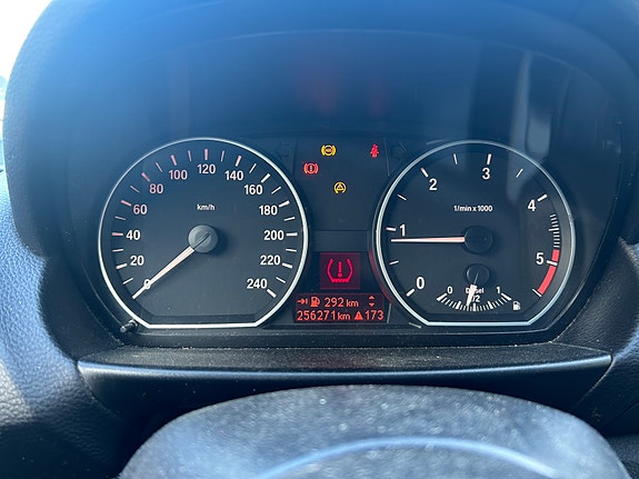 BMW 116d 9 of 9