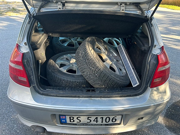 BMW 116d 5 of 9