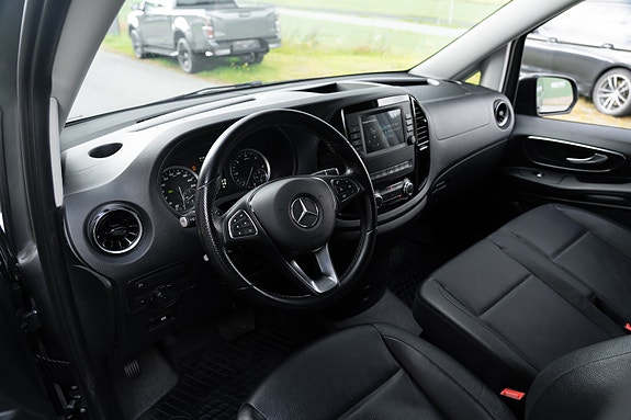 Mercedes-Benz Vito 119 11 of 25