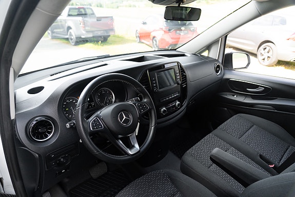 Mercedes-Benz Vito 119 11 of 23