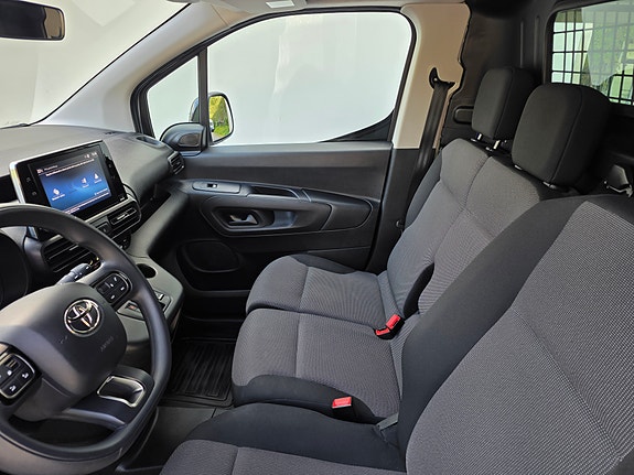 Toyota Proace City 7 of 30