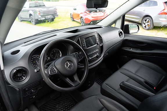 Mercedes-Benz Vito 119 13 of 27