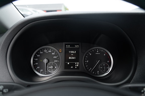 Mercedes-Benz Vito 119 19 of 27