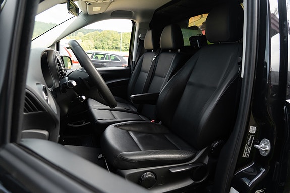 Mercedes-Benz Vito 119 11 of 22