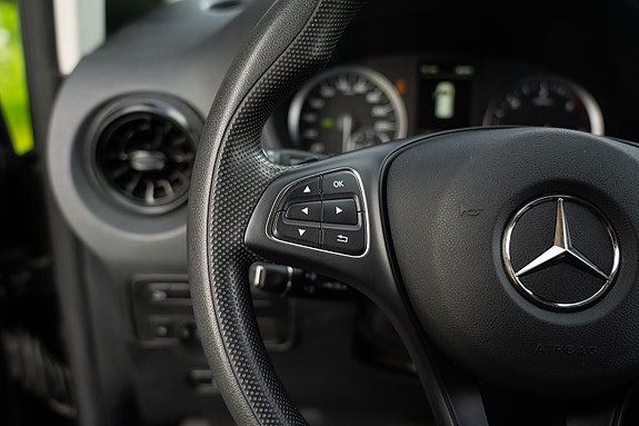 Mercedes-Benz Vito 119 14 of 22