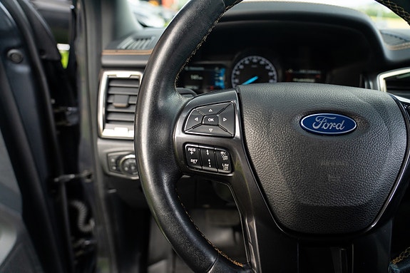 Ford Ranger 17 of 30
