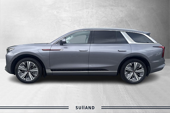 Hongqi E-HS9 2 of 24