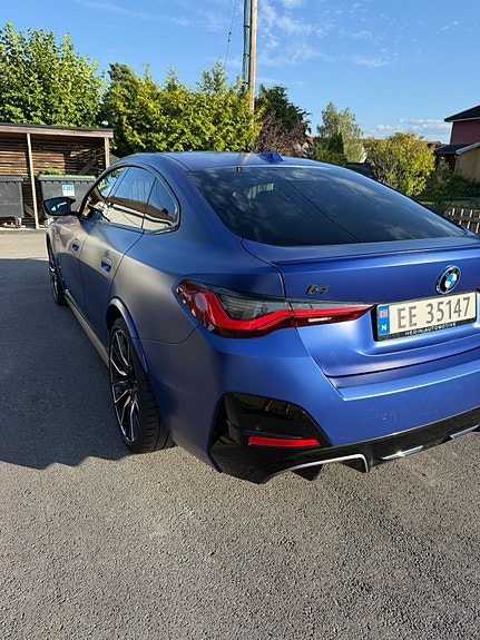 BMW i4 10 of 20