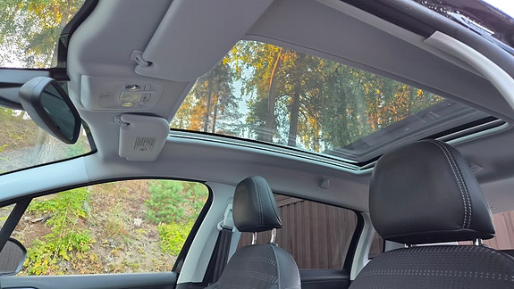 Peugeot 2008 5 of 11