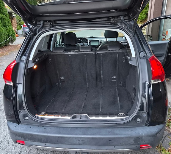 Peugeot 2008 7 of 11