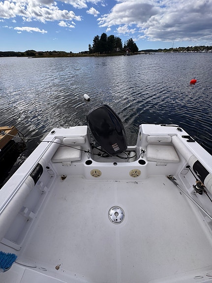 Pro Line 21 WA / Suzuki DF300 – 363 timer – CE-B – mye nytt og godt vedlikeholdt 8 of 22