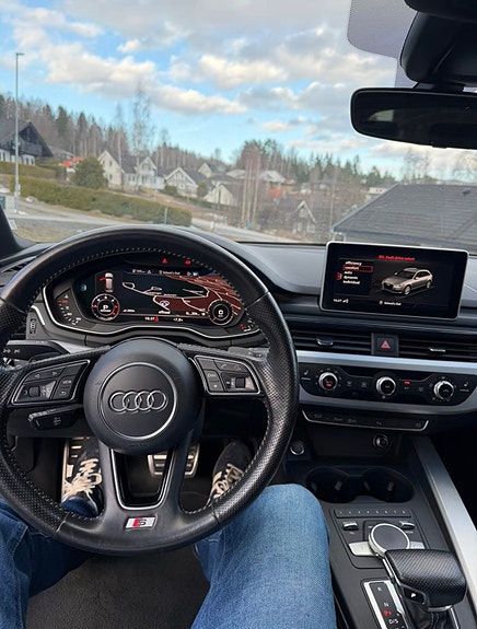 Audi A4 9 of 13