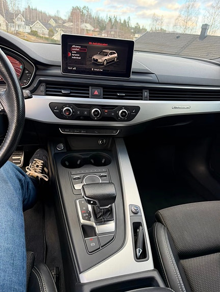 Audi A4 10 of 13