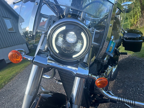 Suzuki VL 800 Intruder 11 of 11
