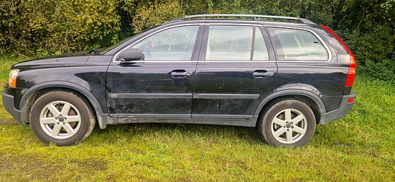 Volvo XC90 3 of 6