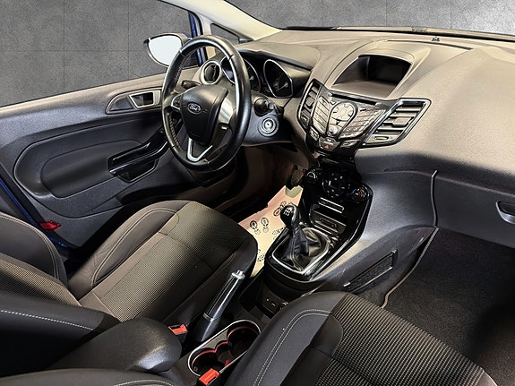 Ford Fiesta 27 of 29