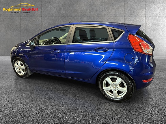 Ford Fiesta 12 of 29