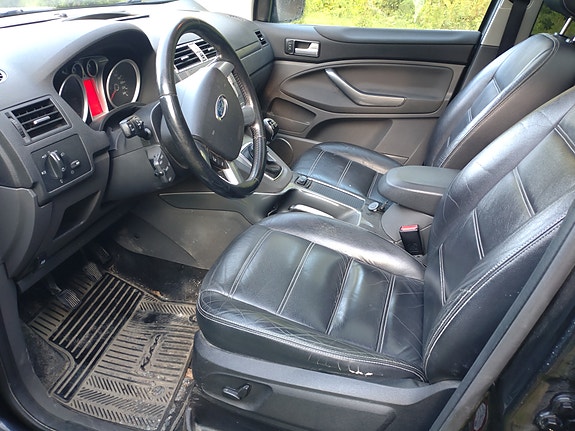 Ford Kuga 17 of 17