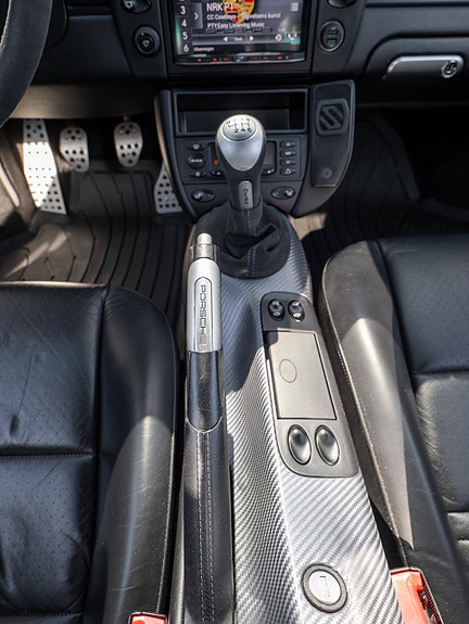 Porsche 911 Turbo 27 of 30