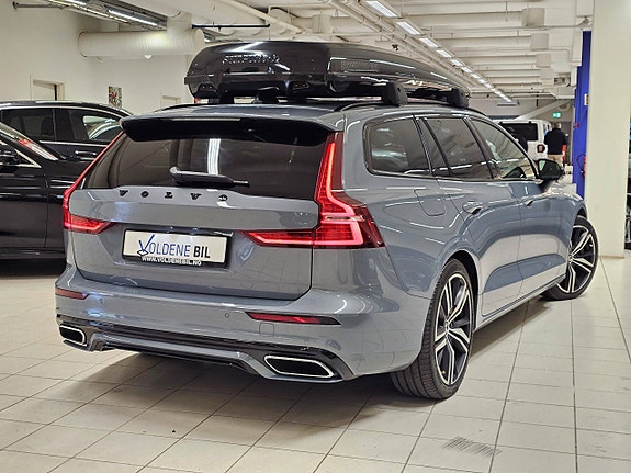 Volvo V60 5 of 30