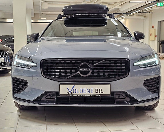 Volvo V60 2 of 30