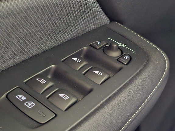 Volvo V60 15 of 30