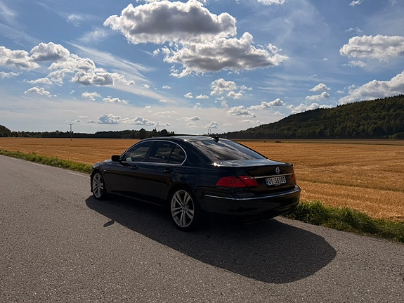 BMW 730d 5 of 18