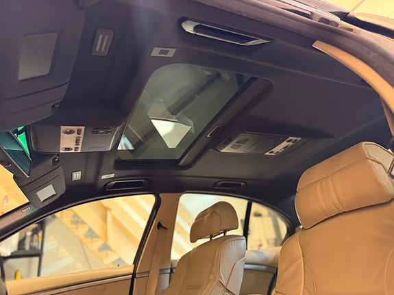 BMW 730d 11 of 18
