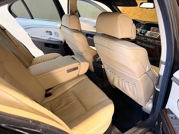 BMW 730d 15 of 18