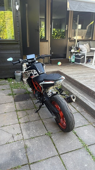 KTM 390 Duke 3 of 12