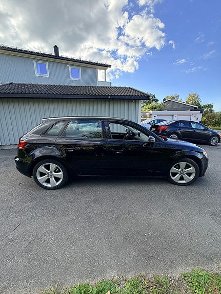 Audi A3 4 of 15