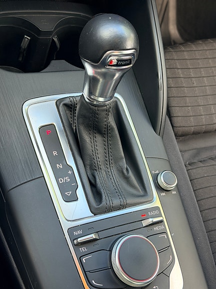 Audi A3 8 of 15
