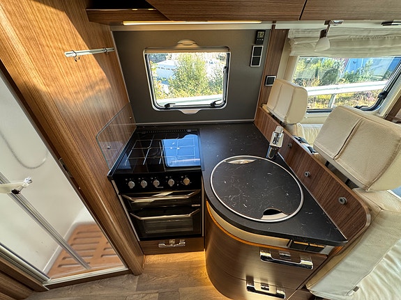 Hymer B680MC 19 of 28
