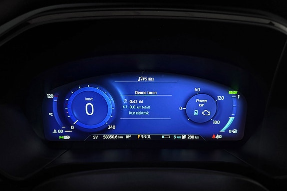 Ford Kuga 13 of 29