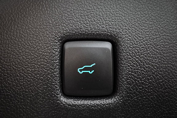 Ford Kuga 25 of 29