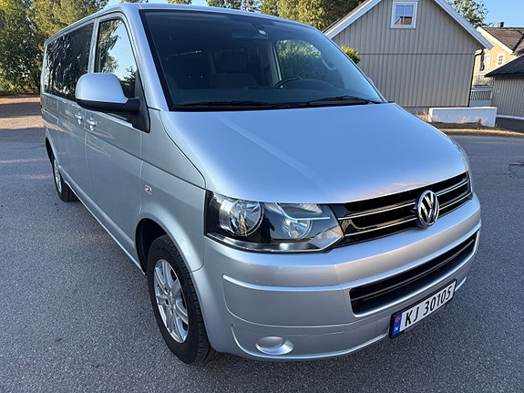 Volkswagen Caravelle 10 of 29