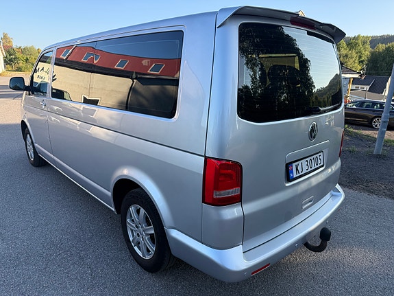 Volkswagen Caravelle 12 of 29