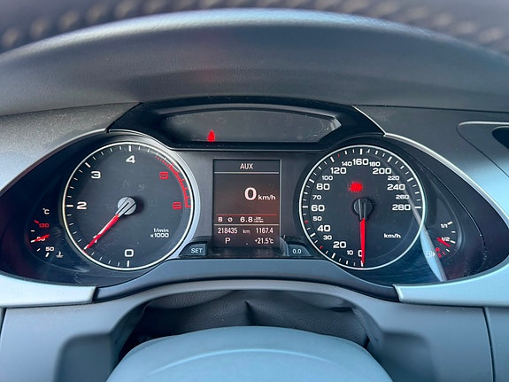 Audi A4 23 of 30