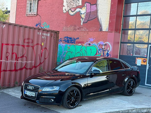 Audi A4 6 of 30