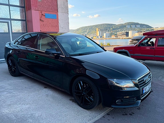 Audi A4 12 of 30
